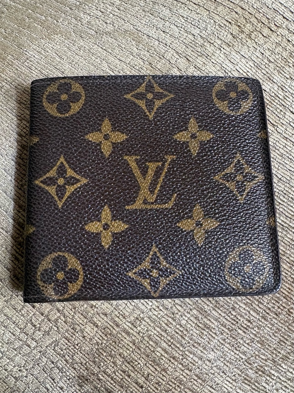 Louis Vuitton Monogram Bi-fold Wallet